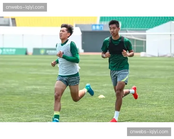 “战术复盘：曼联零封纽卡，但对手通过定位球创造三次绝佳机会”