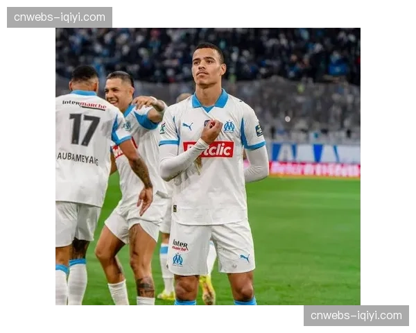 欧塞尔公布对阵梅斯大名单,主教练强调将坚持控球主导打法